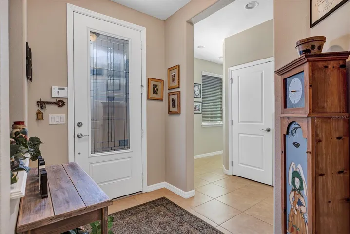 Bright entry