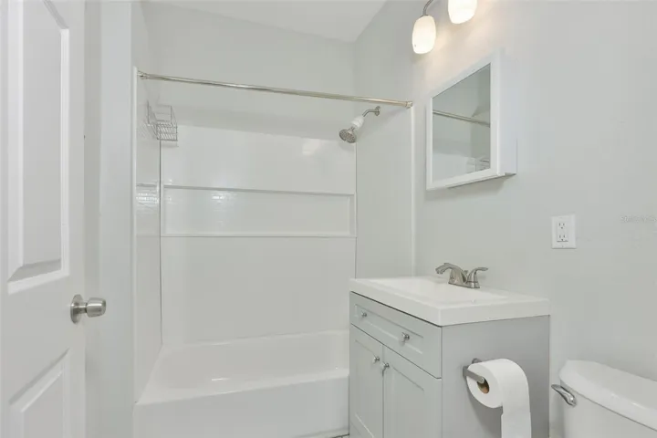 Main Bathroom off of Hallway