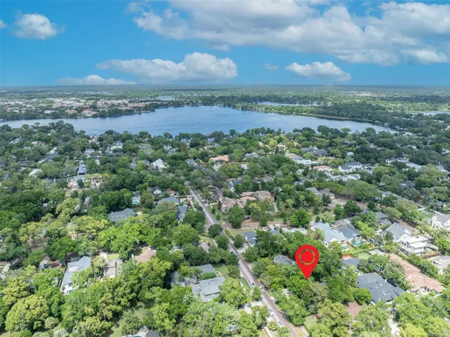 1.5 miles from Rollins College