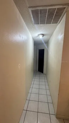 Hall way to beds 1,2,3