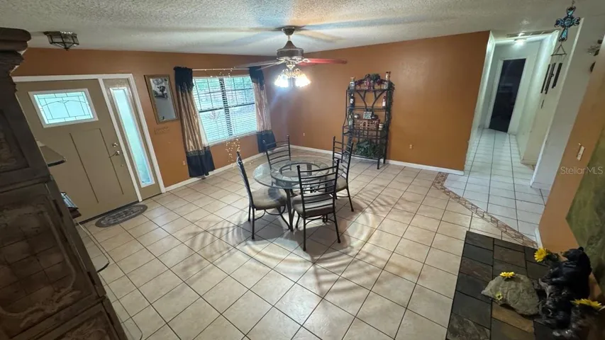 Entrance/Dining Room 2