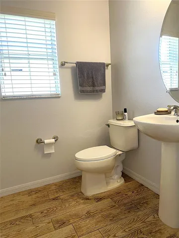 1st floor bathroom