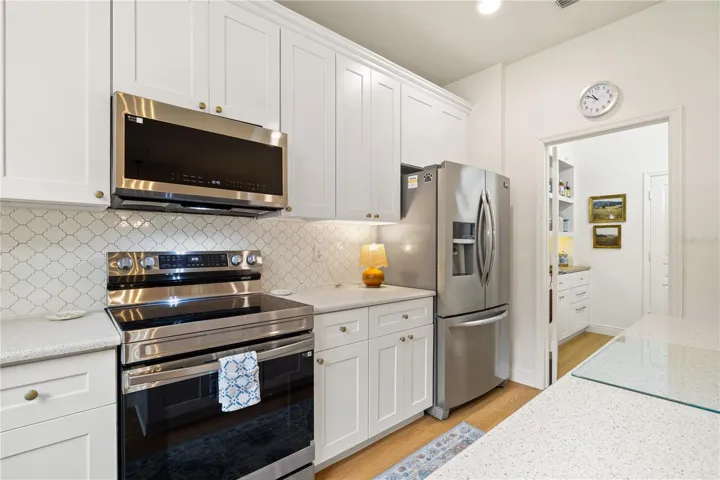 Kitchen with backsplash.