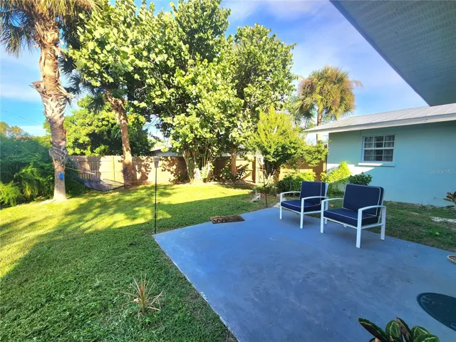Huge backyard with room for a pool and still enjoy a private relaxing and entertaining outdoor area.