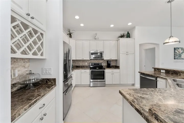 Kitchen coffee or wine bar