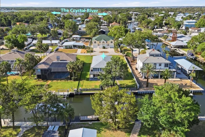 The Crystal River is only a 5-10 minute Boat Ride Away!
