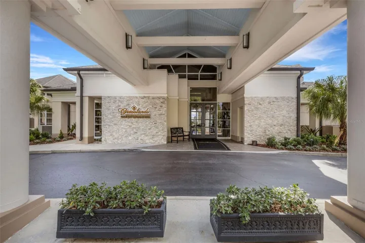 And while membership is optional, many residents enjoy the many dining, social and recreational activities offered by the club.