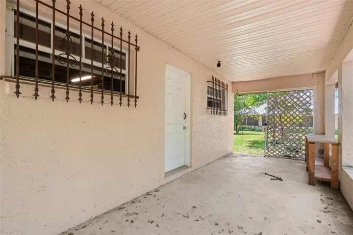 Detached garage/worshop/gym entrance door