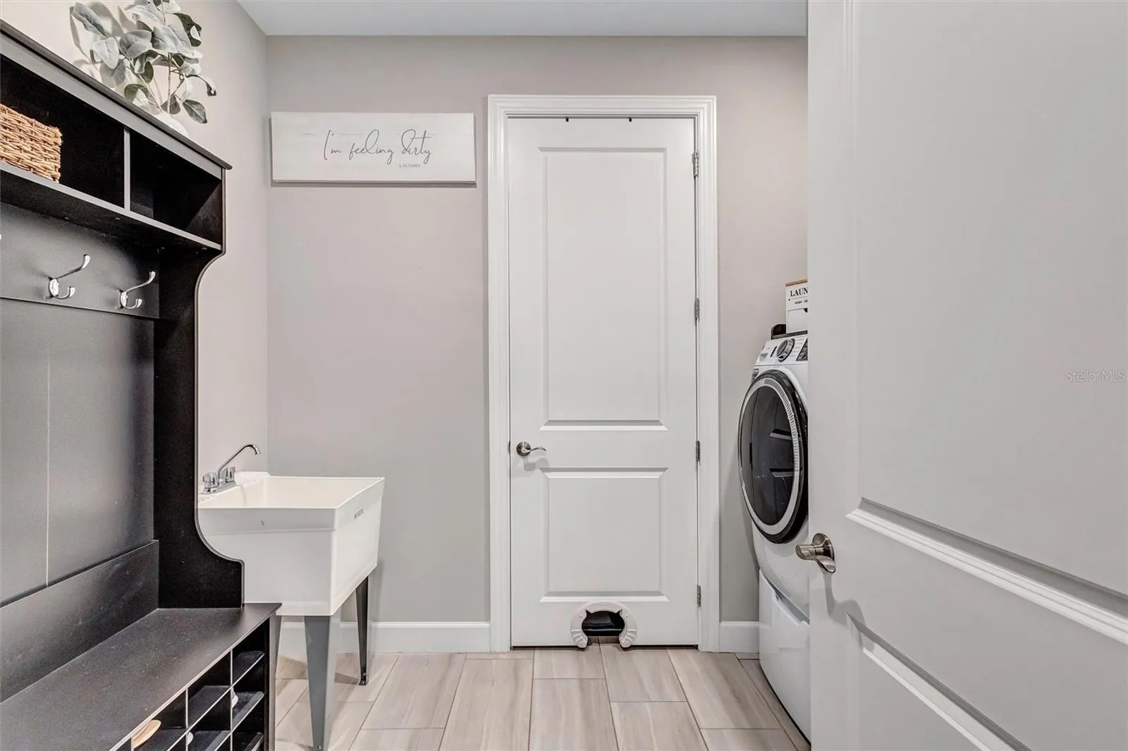 mudroom/laundry room