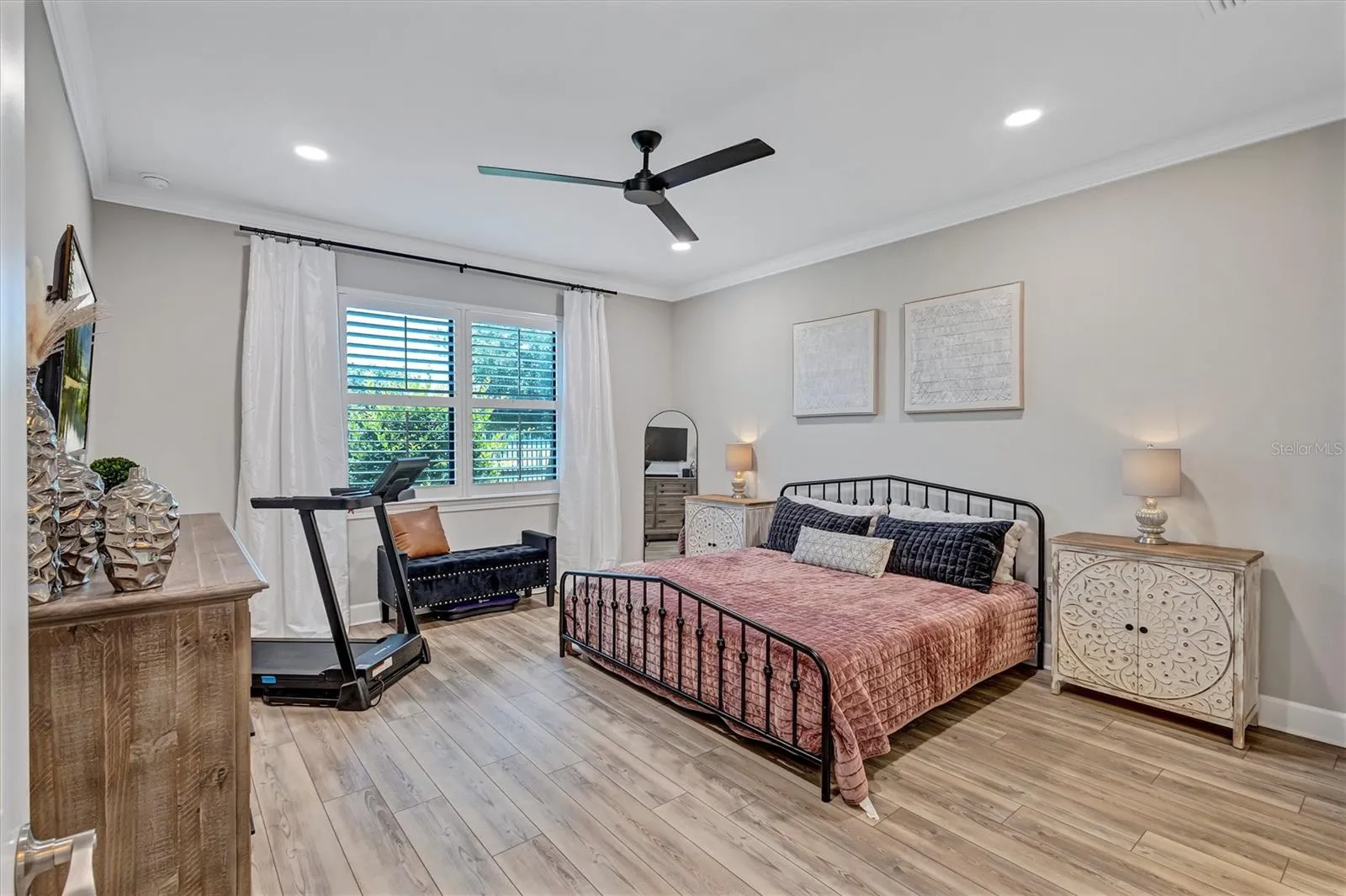 Primary bedroom