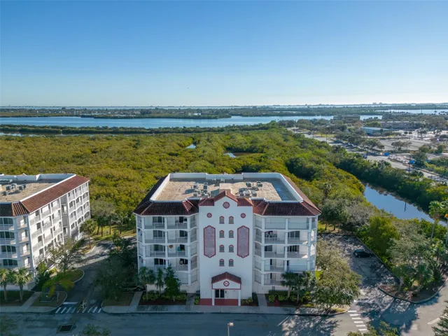 Harbor Del Rio Condos