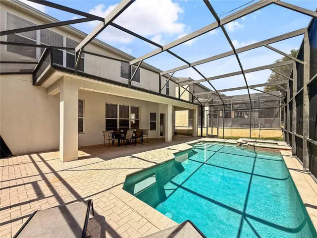 Pool and Spa with Sun from Morning to Night