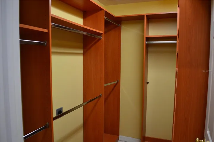 Extra walk-in on 2nd floor