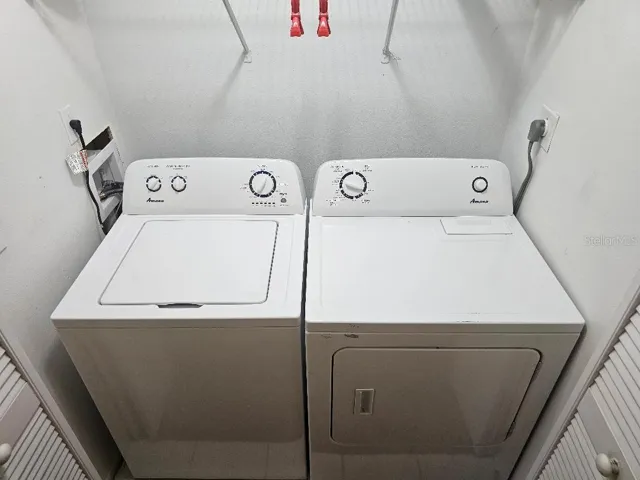 Washer/Dryer Closet