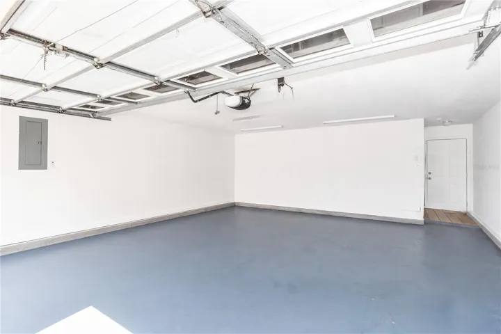 2-Car Garage