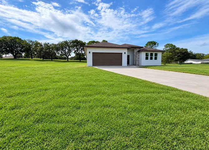 update OCT 12- GRASS IS VIRTUALLY STAGED