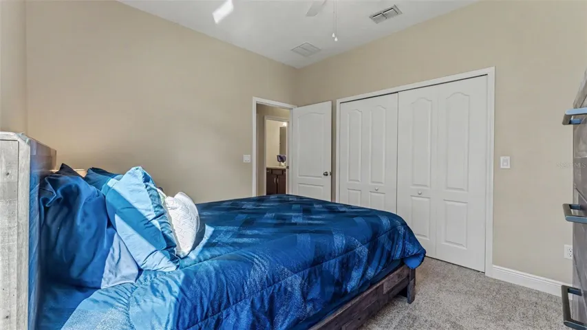 Guest bedroom 2
