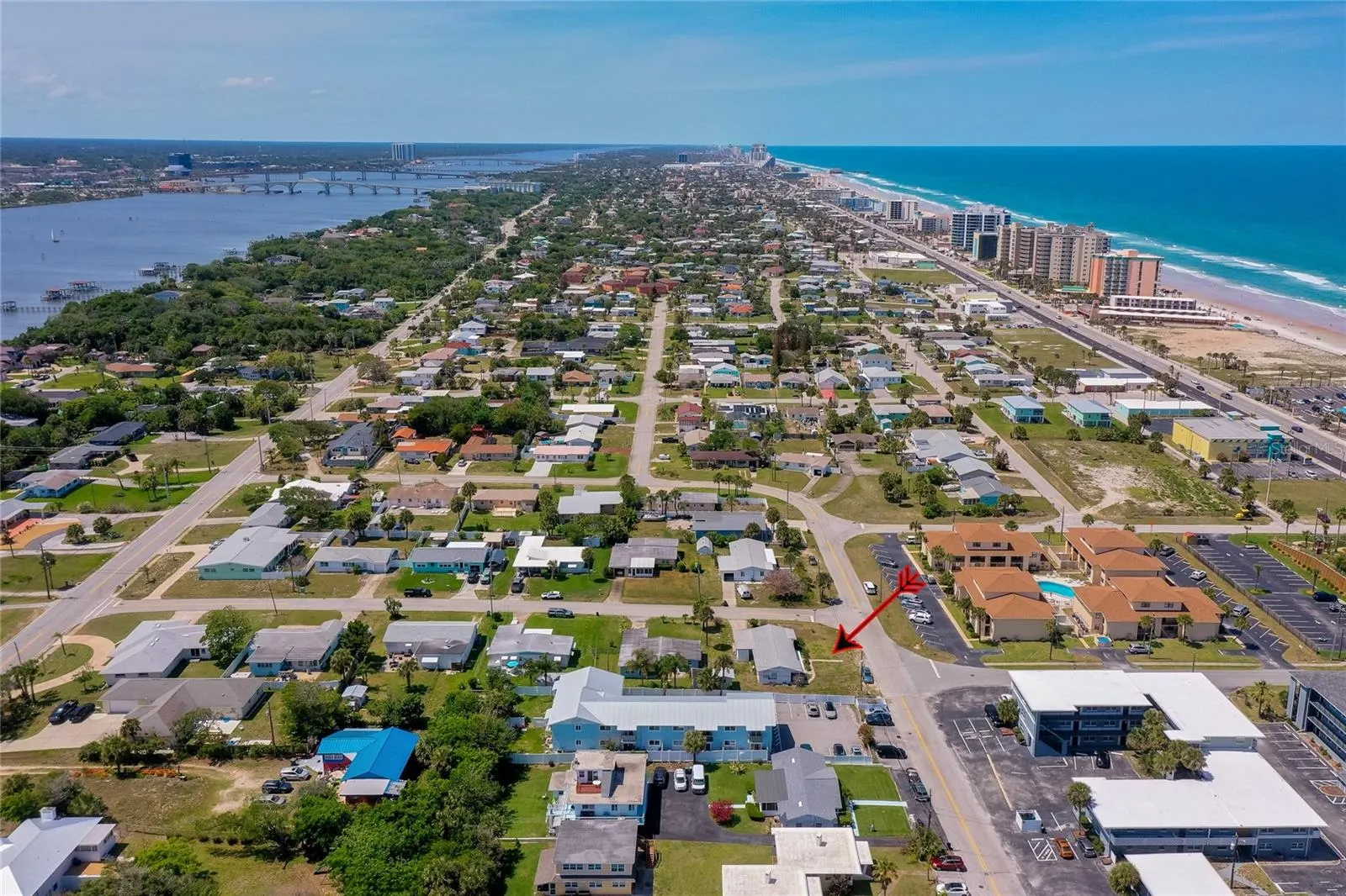 Prime location between the beach and the Intracoastal
