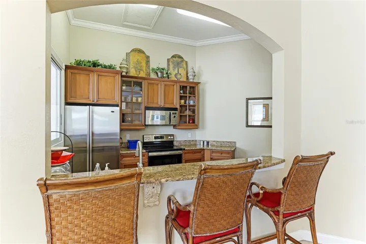 amenity full kitchen
