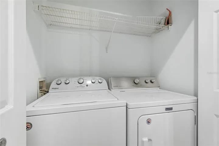 washer and dryer included
