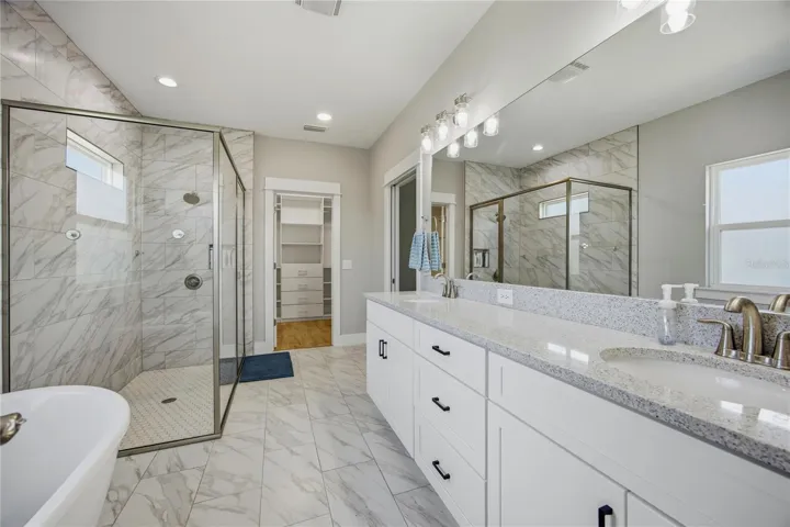 En-suite Primary Bathroom