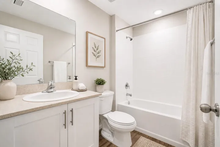 14919 Sterling Spur Ave, Lithia FL 33547 - Bathroom 2