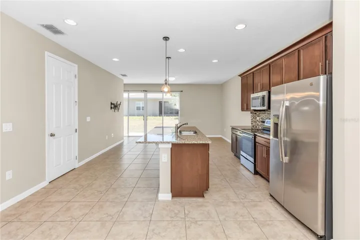 Kitchen/Living room