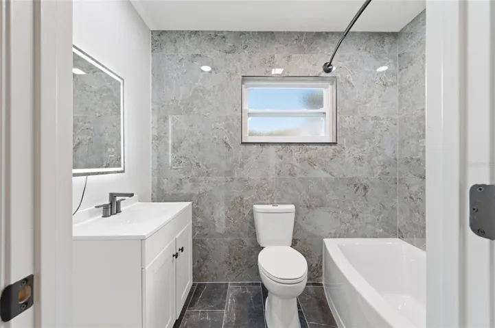 en-suite bathroom