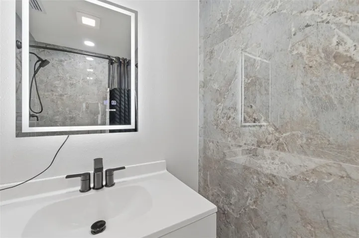 en-suite bathroom