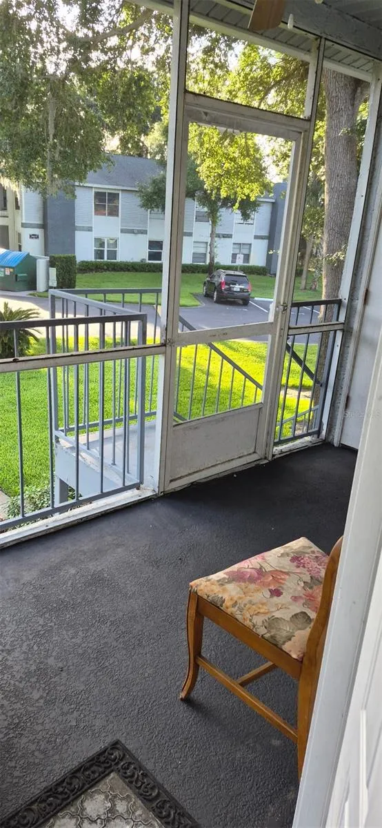 Screened in Front Porch Area