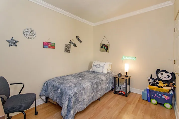 Flex Space has a closet