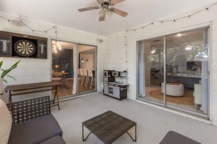 Screened in Patio