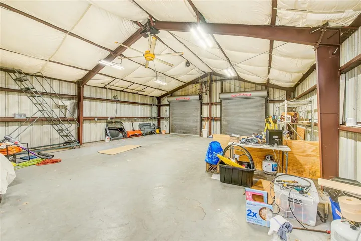 Air-Conditioned Workshop/Garage/Toy Storage, etc 30X40