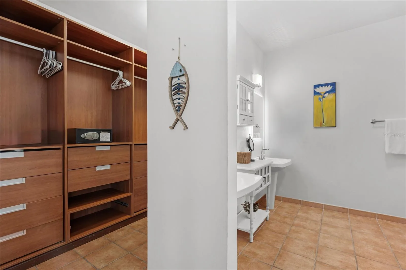 Walk-in-Closet