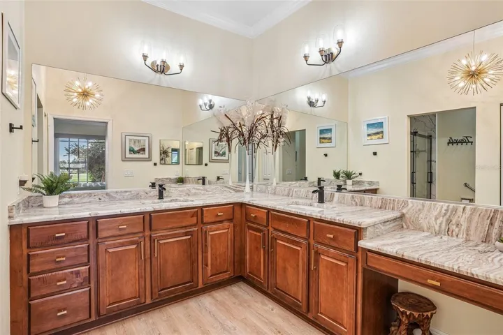 Primary Bathroom-Dual Sinks