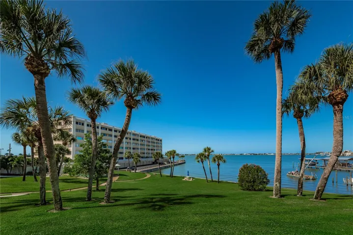 5.2 acres landscape grounds