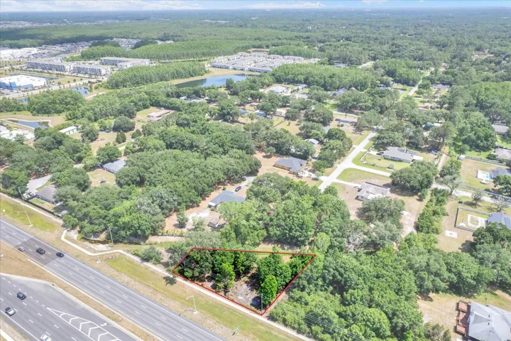 Surrounding AreaLocated in a rapidly growing area with nearby residential communities and expanding commercial development.