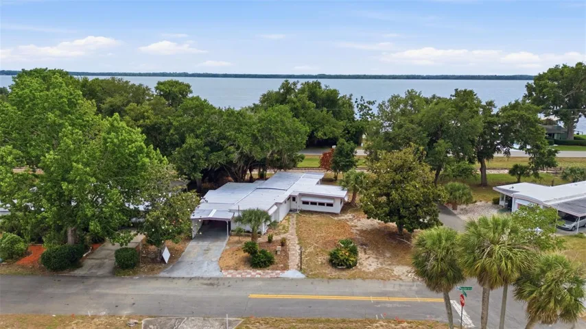 AERIAL VIEW ON THE HOME