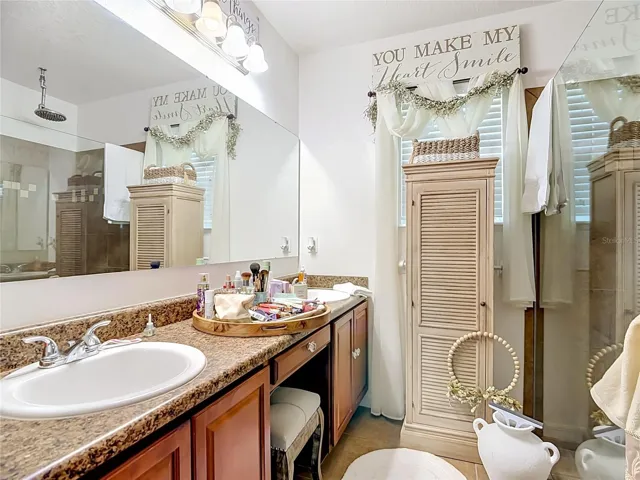 Two Sinks - Primary Bath