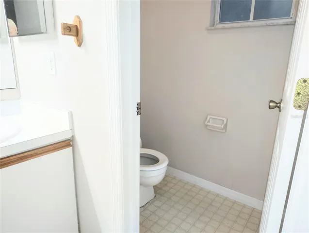 water closet-en-suite