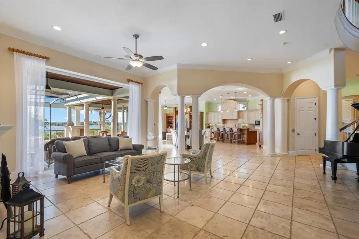 You can really see how expansive the space is here