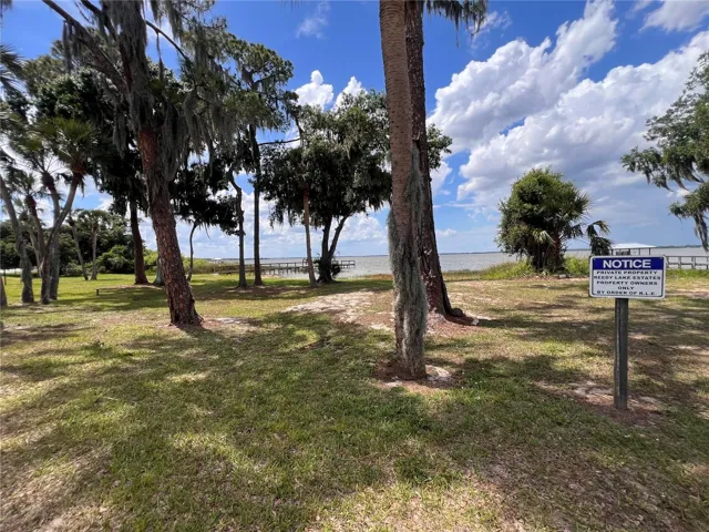 Community Dock/Lake Access