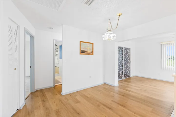 Hall to Bedrooms
