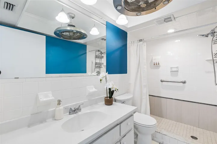 Bathroom 5x8