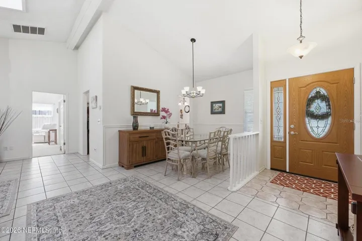 Entry Way / Dining Area