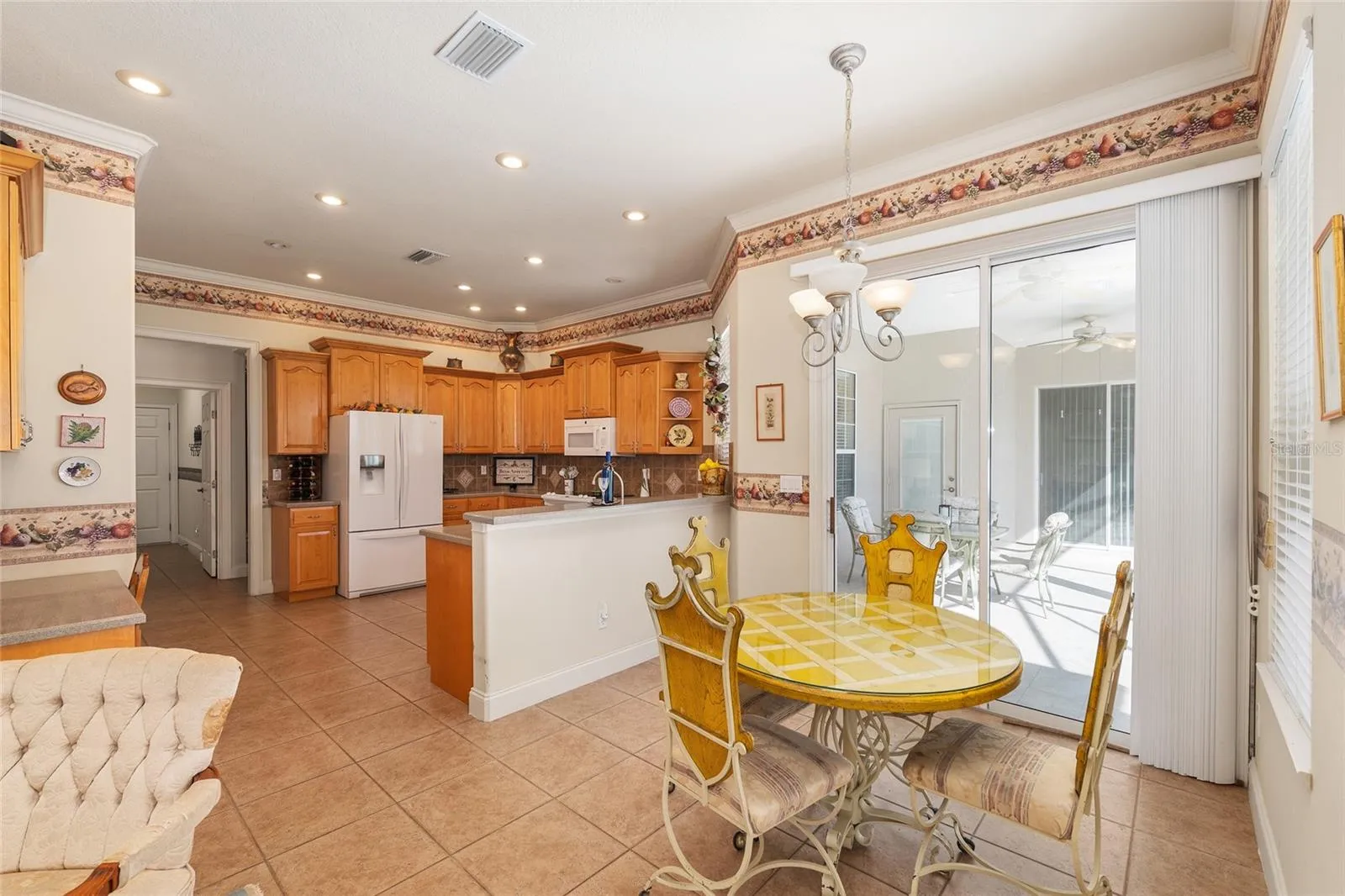 Breakfast area