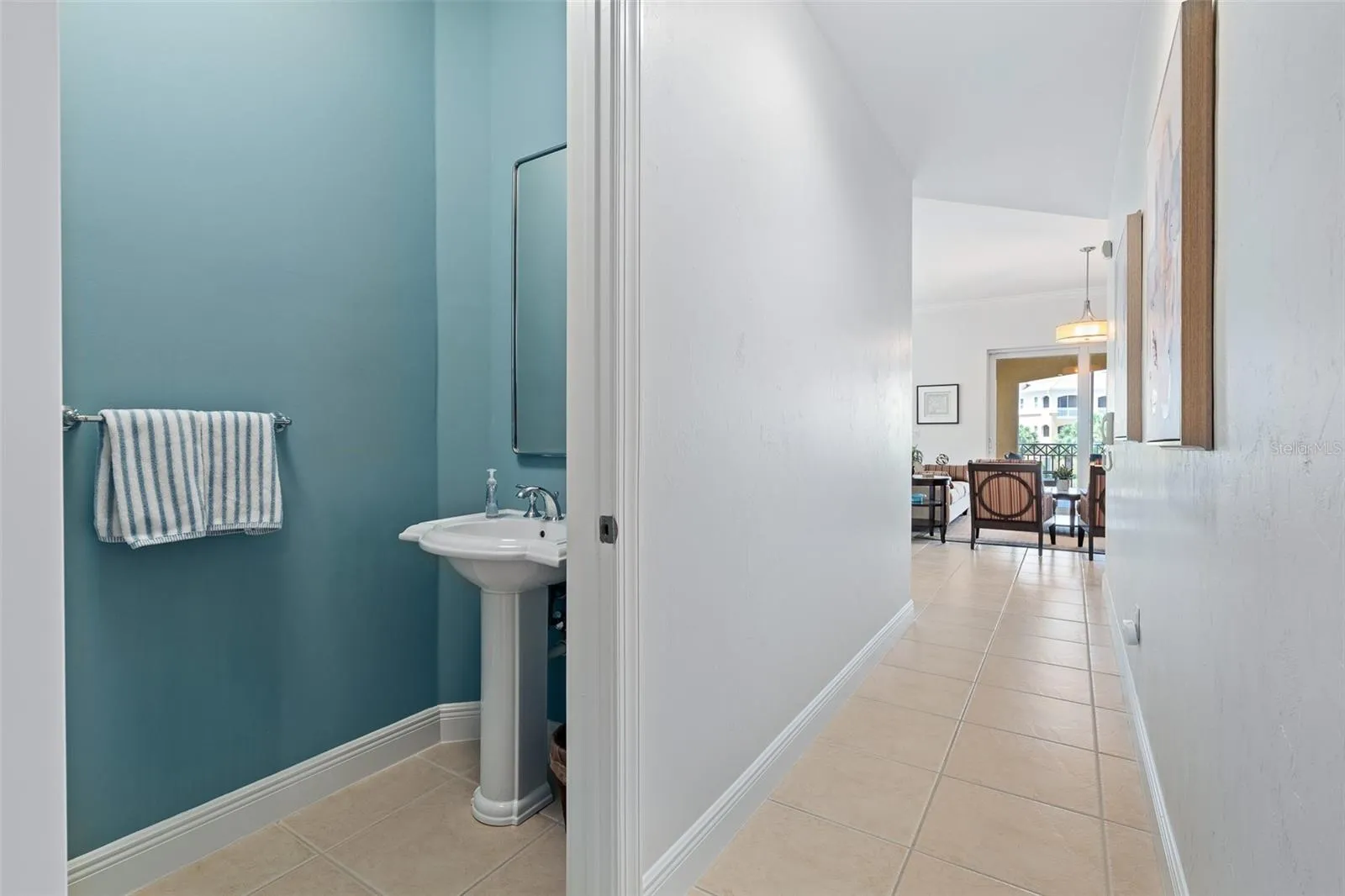 Guest Half Bath off hallway