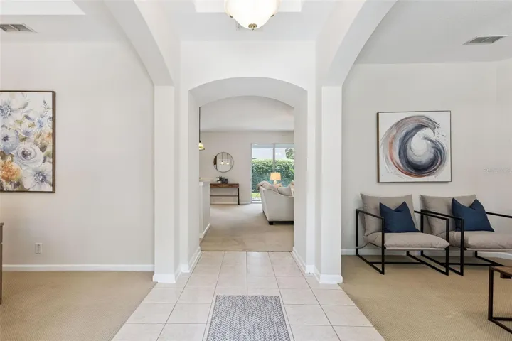Foyer entryway