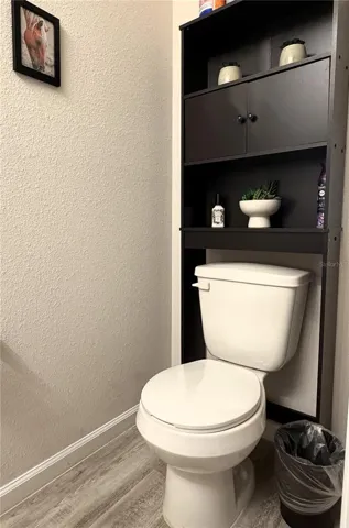 Half bathroom toilet