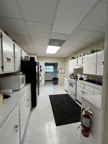 Community laundry facility